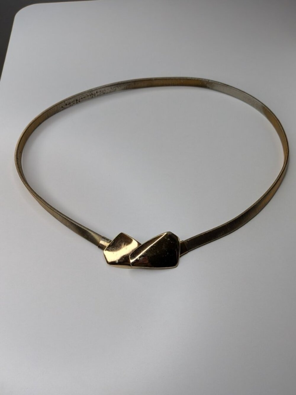 Vintage Gold Tone Coil Stretch Belt Interlocking Clasp Cinch Waist Belt Retro